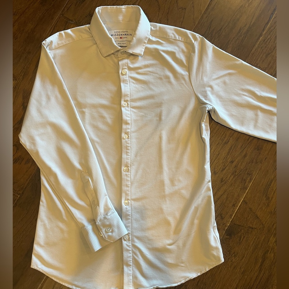 Mizzen +Main. White. Men’s. Long sleeve. Dress shirt. Medium. Trim fit.